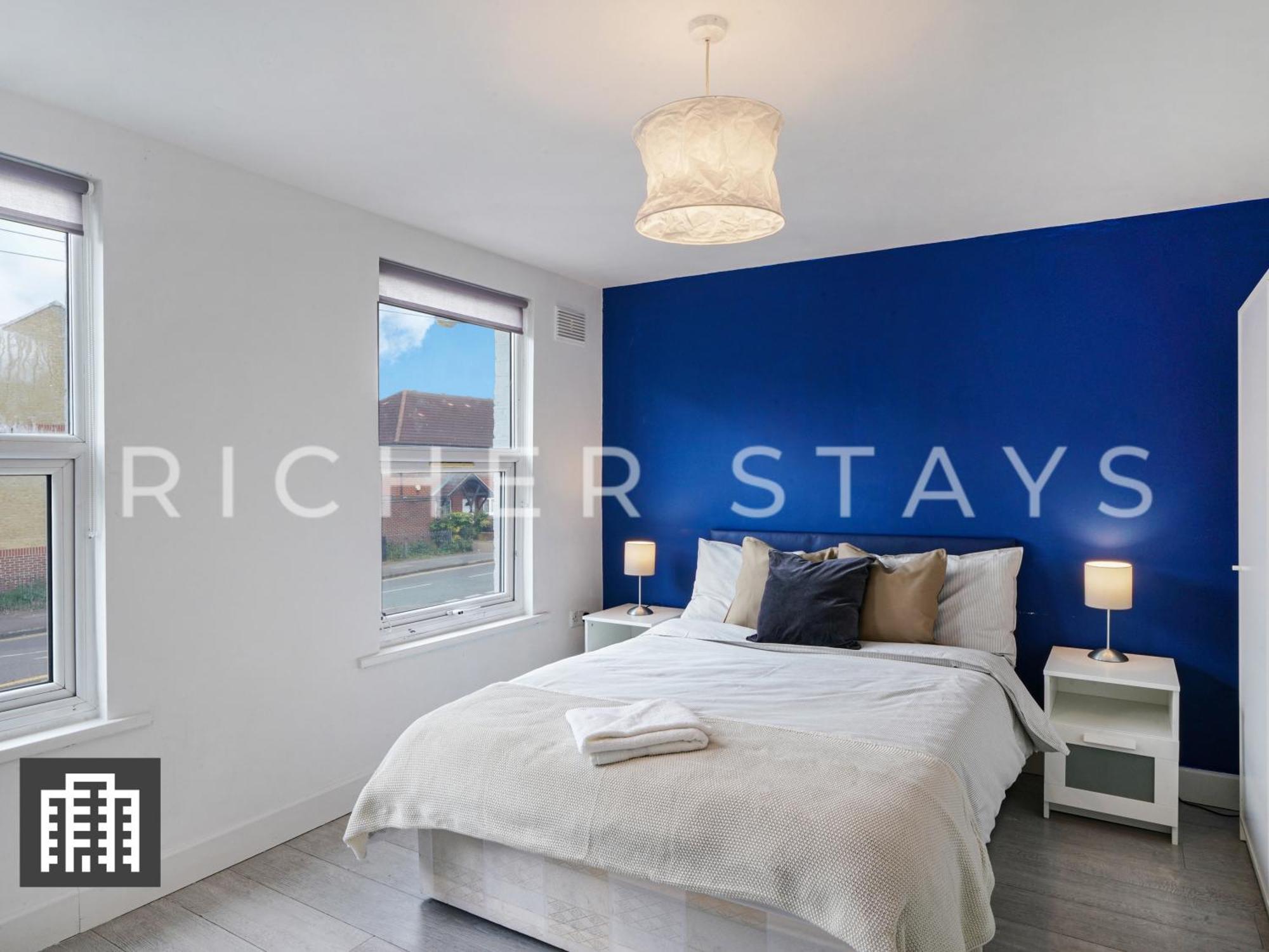 Large Home For Contractors & Families - Garden & Amenities London Eksteriør billede