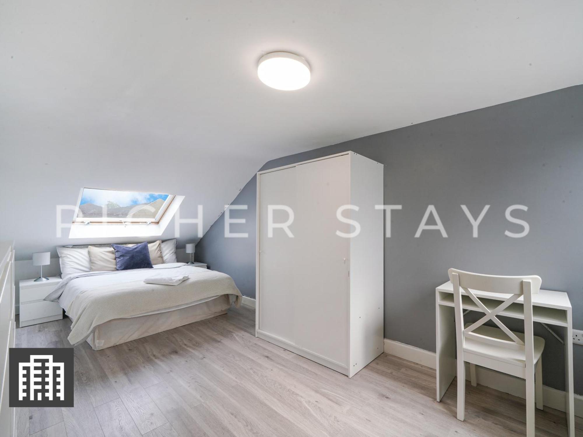 Large Home For Contractors & Families - Garden & Amenities London Eksteriør billede